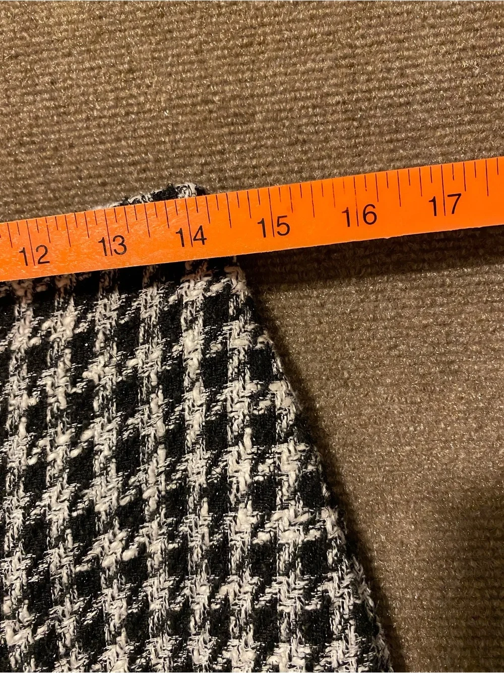 LOFT Black & White Houndstooth Tweed Mini Skirt Size 8